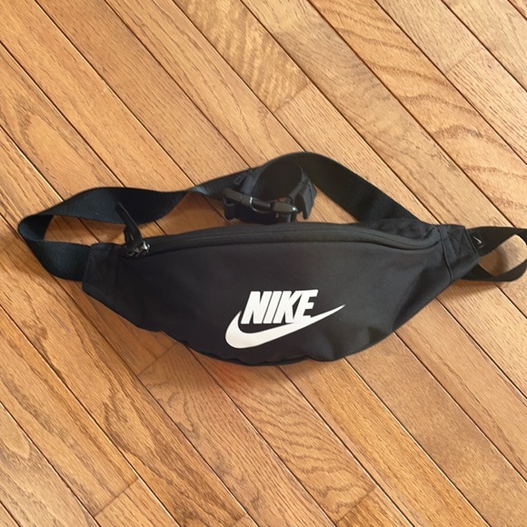 Nike Nylon Sling Bag